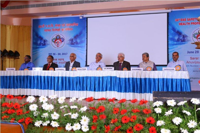 Dignitaries on Dias